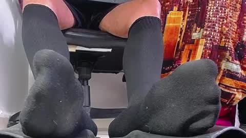 Snapshot of sir_kev66 chatting on March 12, 9:35 pm only foot                         worshipers here online show from March 12, 9:35 pm