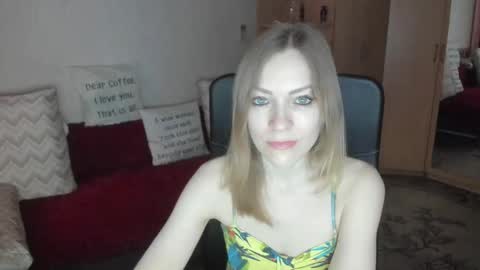 sirenasilk online show from March 12, 3:43 am