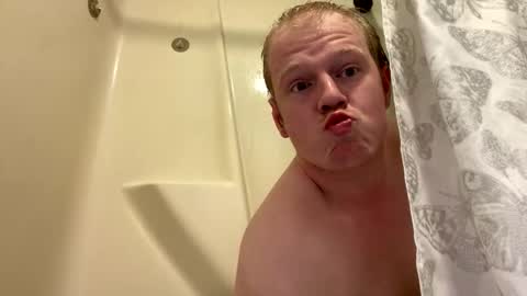 sissybtchboi online show from April 21, 9:33 pm