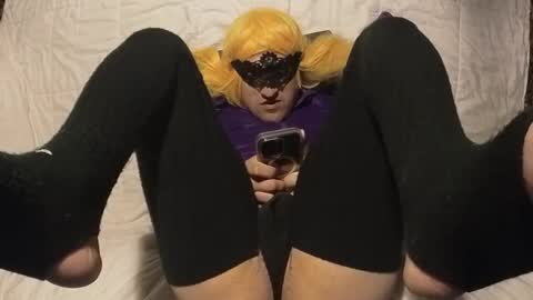 sissycumshooter420 online show from March 15, 8:18 am