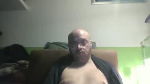 sixten113 online show from March 2, 5:08 pm