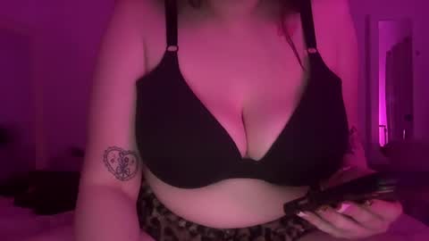 sixzer online show from July 22, 4:47 am