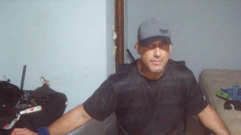 Snapshot of sizzzlenomics chatting on October 13, 1:18 am SIZZZLENOMICS online show from October 13, 1:18 am