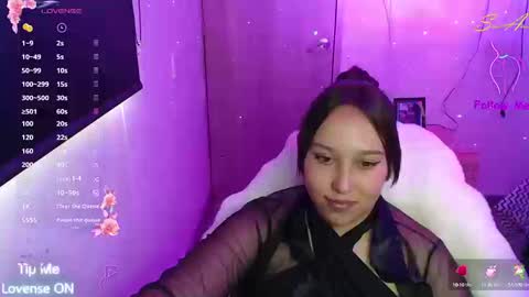 Snapshot of skarlet_adams chatting on September 9, 7:47 pm Alice online show from September 9, 7:47 pm