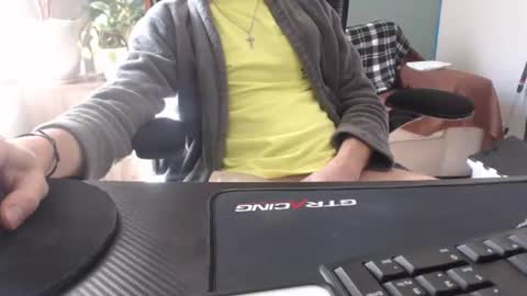 skerddd online show from February 1, 5:32 pm