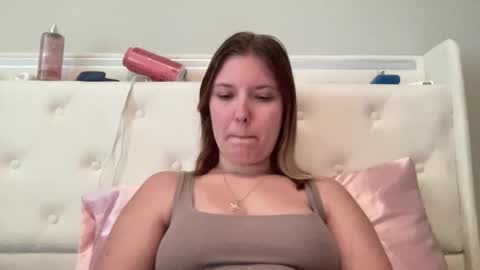 skiimaskabby online show from April 1, 6:38 pm