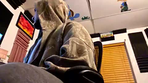 skimaskcouple89108 online show from February 19, 4:22 am