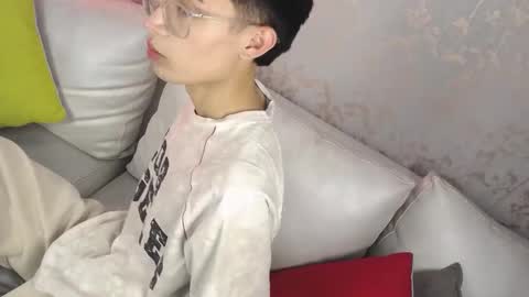 David online show from February 8, 1:03 pm