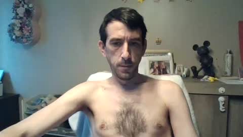 SkinnyBigCock2 online show from June 14, 4:36 am