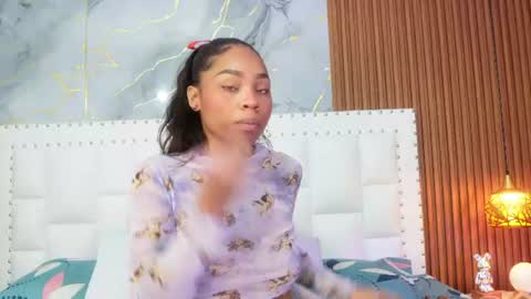 SAMANTHA  online show from July 4, 2:48 am