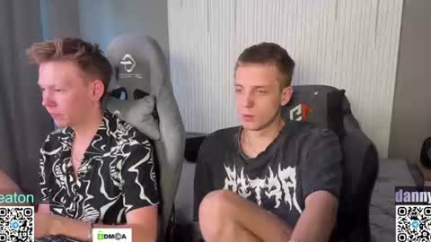 sky_hunter online show from June 11, 10:57 am