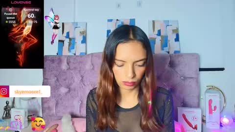 skye moore online show from October 2, 7:01 pm