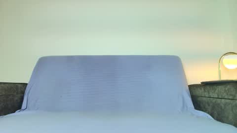 skye moore online show from September 18, 12:42 pm