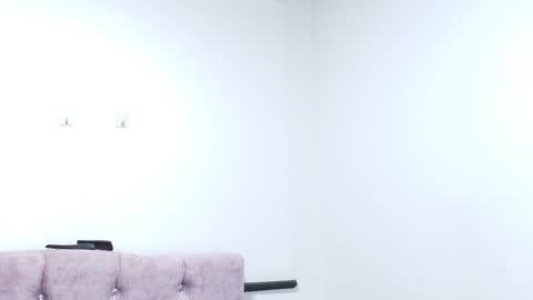 skye moore online show from October 20, 12:10 pm