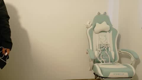 Snapshot of skye_nerdy chatting on September 14, 12:28 pm SKYE. online show from September 14, 12:28 pm