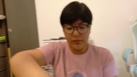 Snapshot of skye_nerdy chatting on September 17, 12:08 pm SKYE. online show from September 17, 12:08 pm