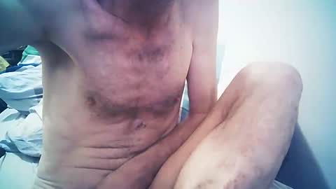 Snapshot of skylab78 chatting on December 31, 4:06 am MadOteC online show from December 31, 4:06 am