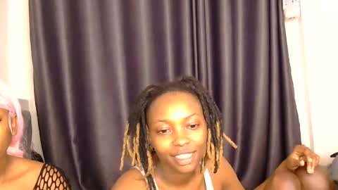skylar28_ online show from June 21, 5:41 pm