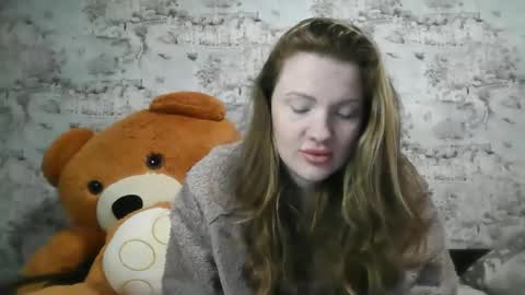 Skyler online show from February 6, 5:37 pm