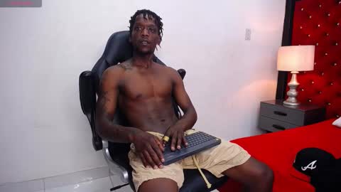 Snapshot of skylerbigxxx chatting on September 26, 4:42 am SKYLERBIGXXX online show from September 26, 4:42 am