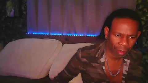 skyonetoo3 online show from October 11, 6:40 am