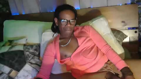 skyonetoo3 online show from March 2, 3:45 am