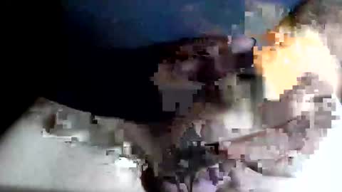 Snapshot of slash1710 chatting on October 18, 9:41 pm Z online show from October 18, 9:41 pm