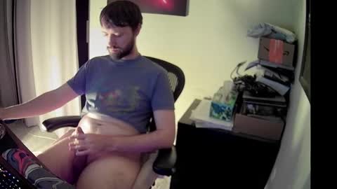 Snapshot of slave2pussy chatting on December 4, 7:44 am slave2pussy online show from December 4, 7:44 am