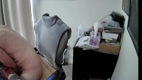 Snapshot of slave2pussy chatting on September 23, 11:00 pm slave2pussy online show from September 23, 11:00 pm