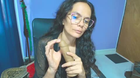 SlaveFuck online show from April 29, 9:41 pm