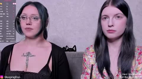 Hi We are Iva and Angela Nice to meet u 3 online show from March 31, 7:58 pm