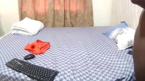 slender_sweetbabe online show from November 1, 8:24 am