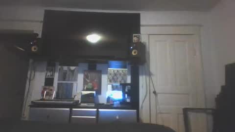 Slim8975 online show from February 11, 12:14 am