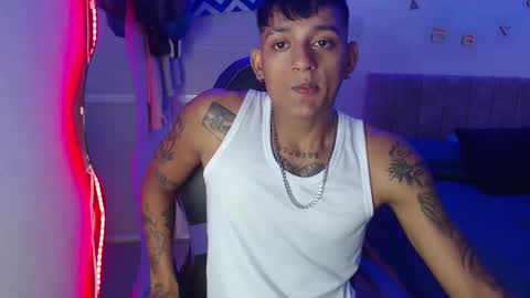 slim_master12 online show from February 26, 1:57 am