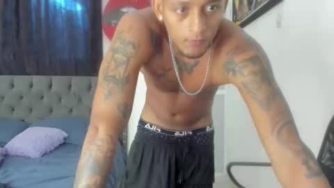 slim_master12 online show from May 19, 8:49 pm