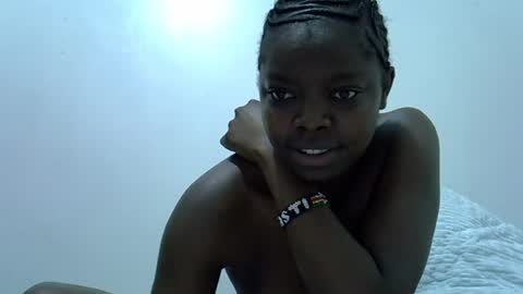 slimgirl254 online show from July 9, 12:53 pm