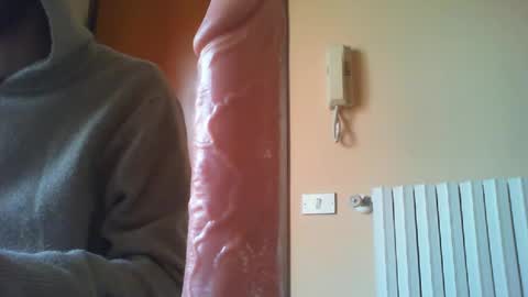 SluttySub online show from December 4, 9:45 am