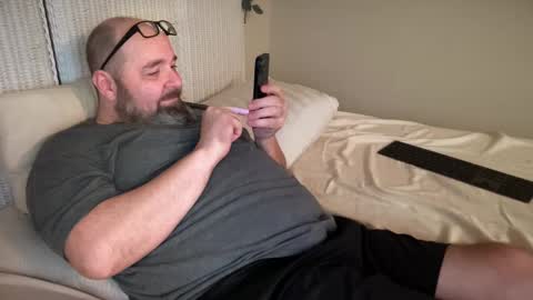 Snapshot of slut_slave_cfnm chatting on October 5, 4:10 am slut online show from October 5, 4:10 am