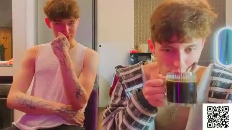sluttsavage online show from May 11, 7:55 pm