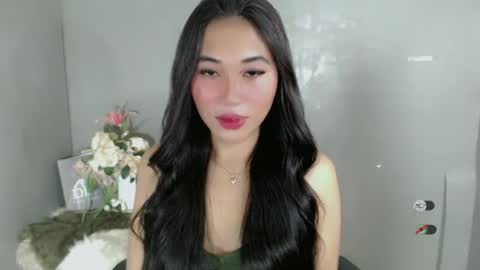 Snapshot of slutty_shanin chatting on February 6, 1:49 am SHANIN online show from February 6, 1:49 am
