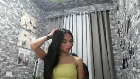 CHIE CHIE online show from October 31, 4:07 pm