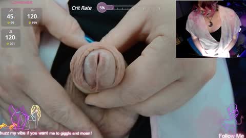 Snapshot of sluttyfrea chatting on January 28, 1:05 pm Faye online show from January 28, 1:05 pm