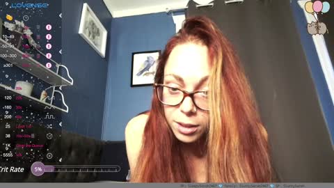 SluttySarah2467 online show from December 4, 12:19 pm