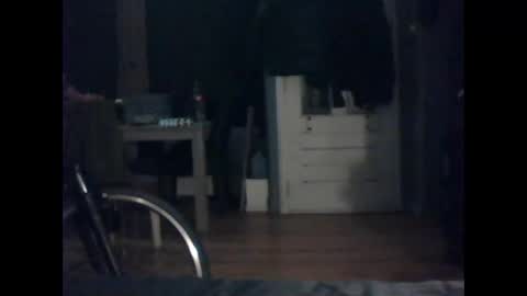 slutviki online show from December 18, 11:44 pm