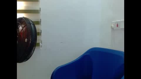 slutxcorn online show from December 16, 11:49 am