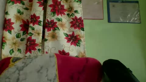 Lovewella online show from November 15, 7:10 am