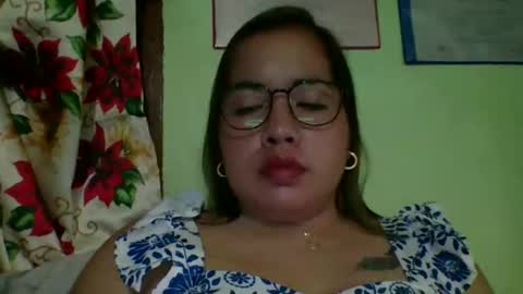 Lovewella online show from December 2, 9:18 am