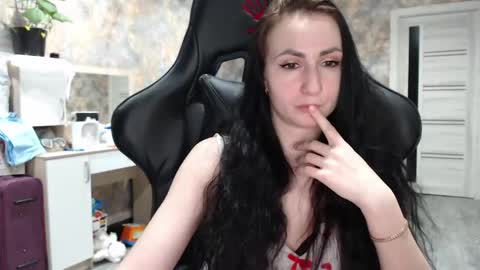 smile_cute_fox online show from April 28, 12:09 pm