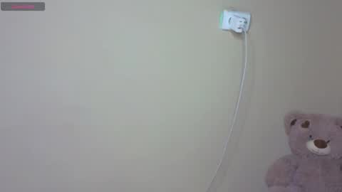 Bella online show from April 15, 6:11 pm