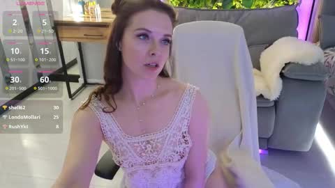 smilym online show from October 12, 10:30 am